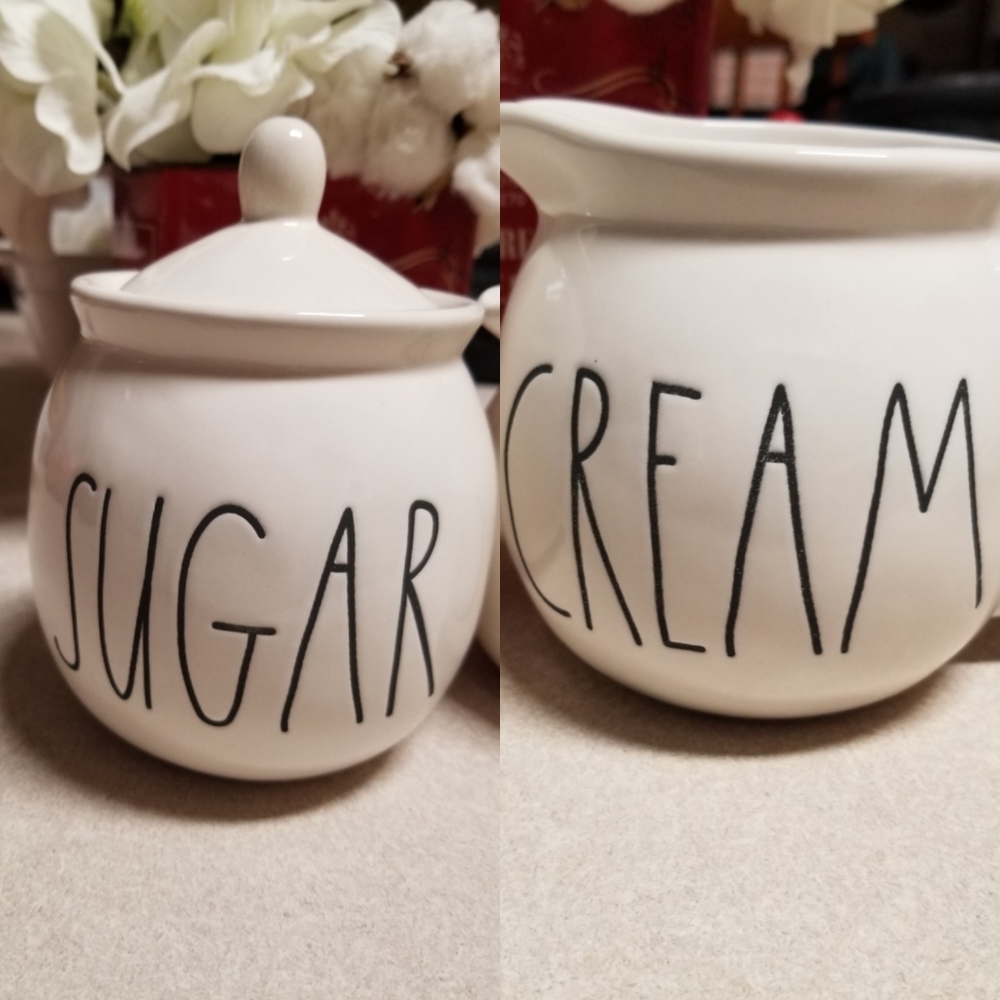 Rae Dunn Sugar and Creamer set